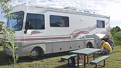 RV Park, Campground, Lake Amistad, Del Rio, Texas, Local Attractions, Holiday Trav-L-Park, Camping, RV Spaces, RV Storage, Lake Amistad, Boat Storage, Mobile Home Park, Free Wireless Internet